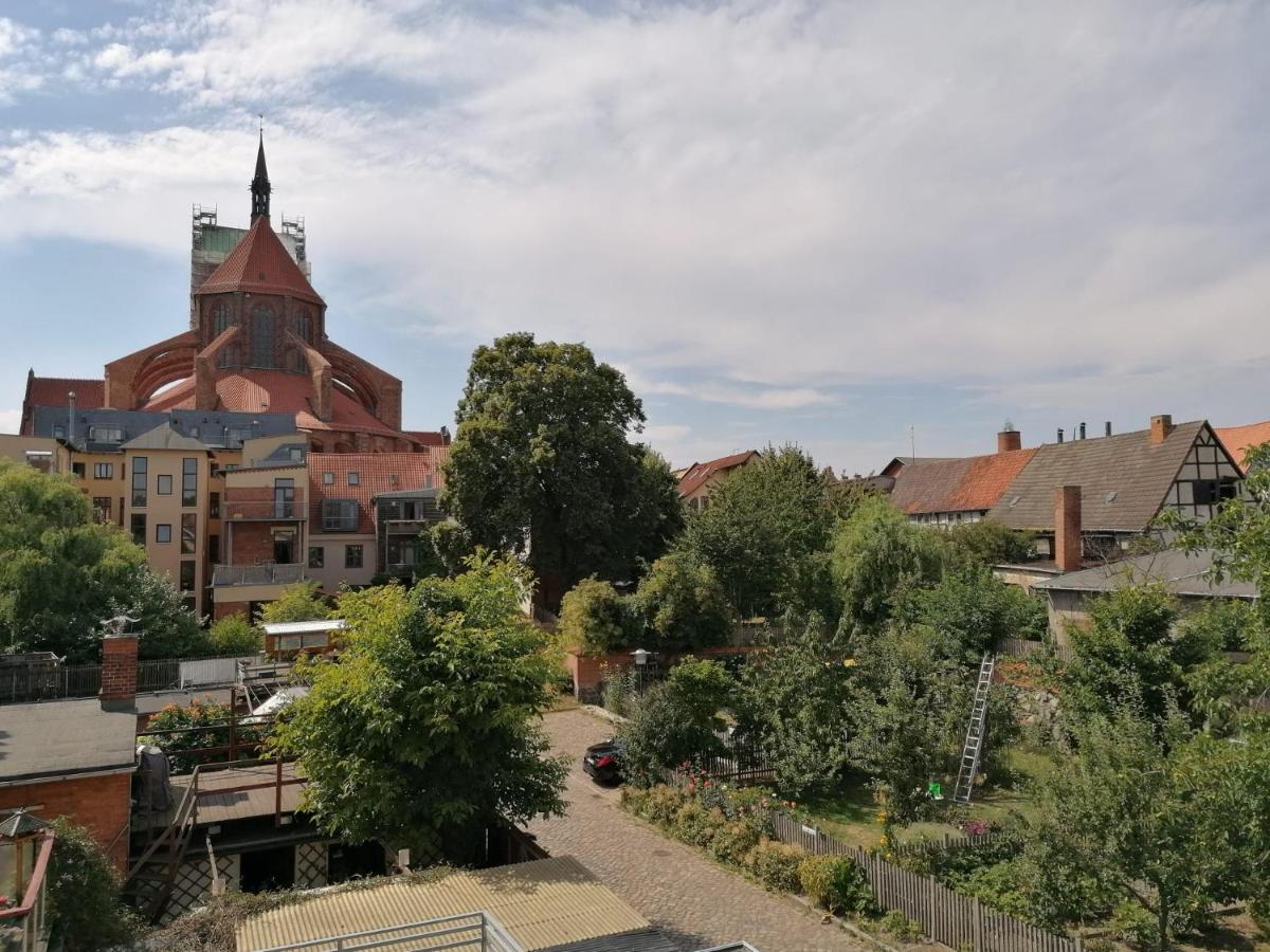Townhouse Altstadt Wismar Upper Apartment Mit Zwei Terrassen Dış mekan fotoğraf