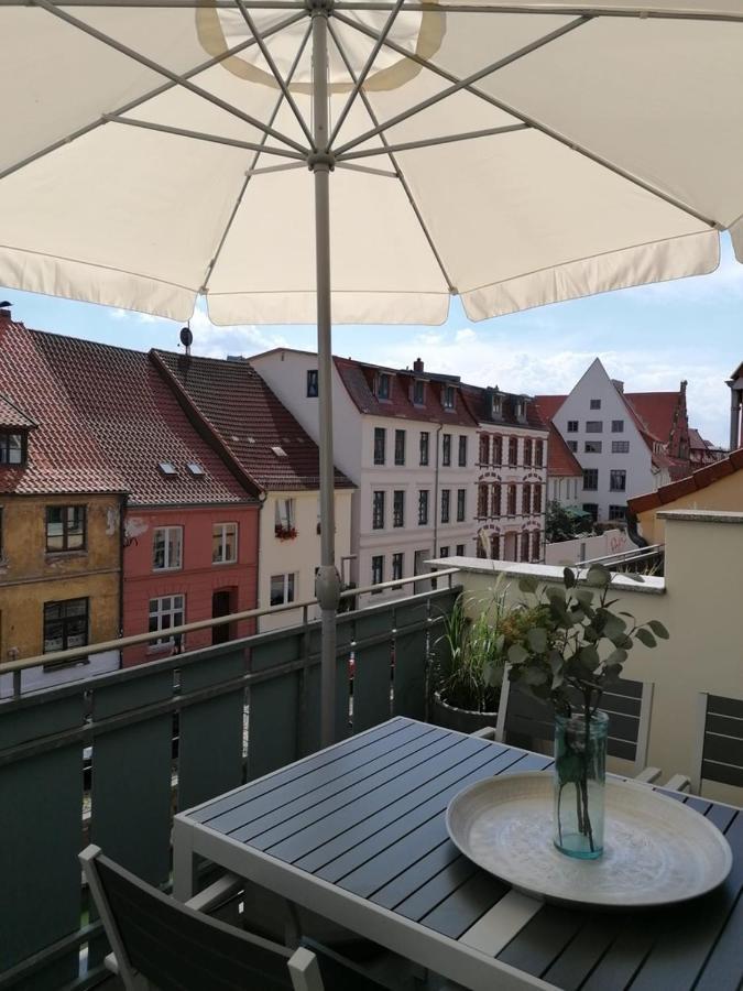 Townhouse Altstadt Wismar Upper Apartment Mit Zwei Terrassen Dış mekan fotoğraf